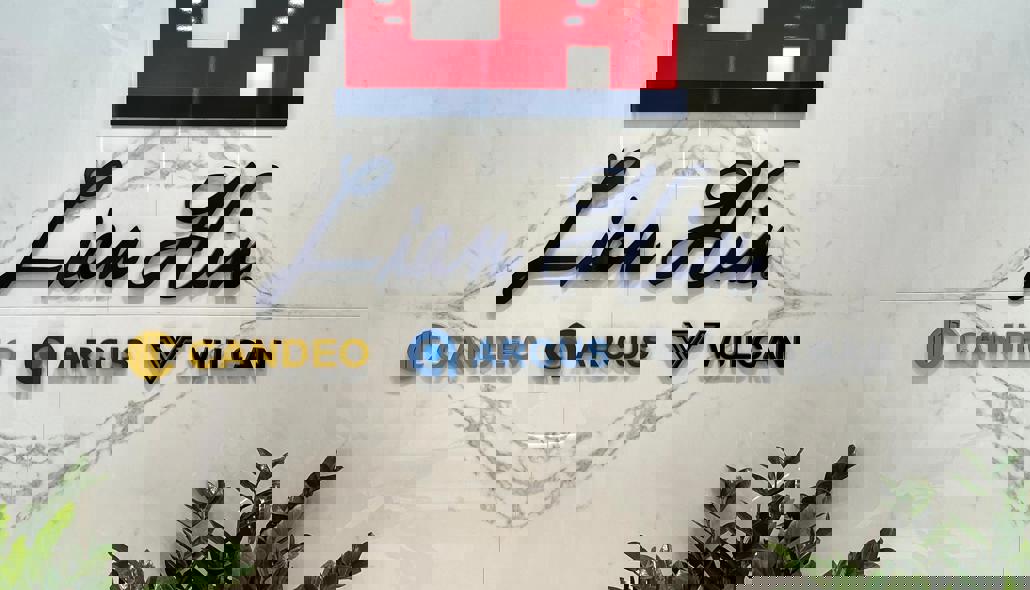 Portfolio 120 - (COVERLAM - Estatuario)